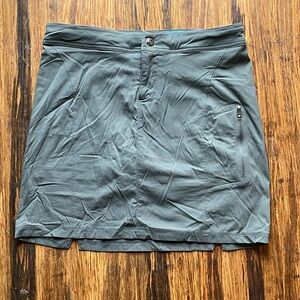 Columbia Sportswear Hiking Athletic Skirt Grey Size 8